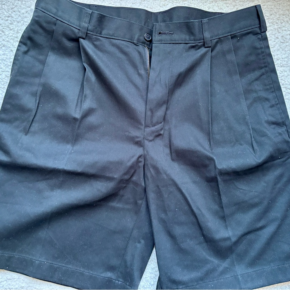 Jos. A. Bank Black Flat-Front Men's Shorts